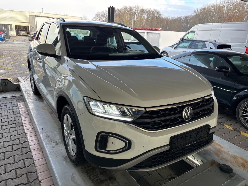 Volkswagen T-ROC 2.0 - Diesel - Automatic - 149 hp - 72.727 km 