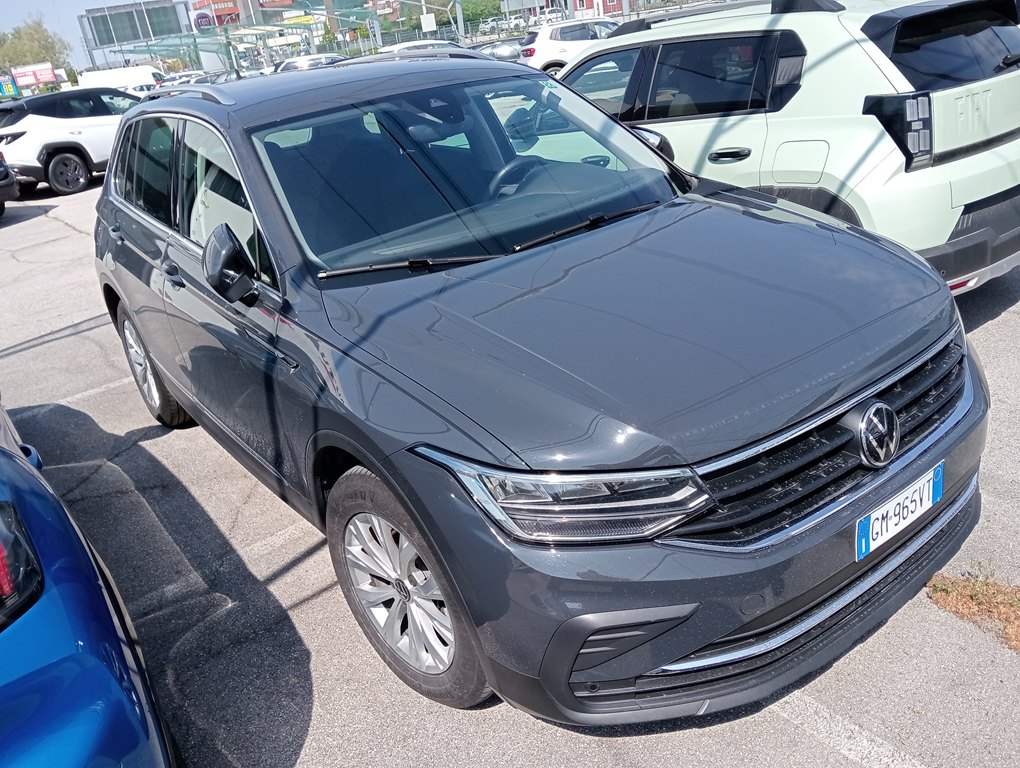 Volkswagen Tiguan 2.0 TDI Life - Diesel - Automatic - 150 hp - 138.502 km Life