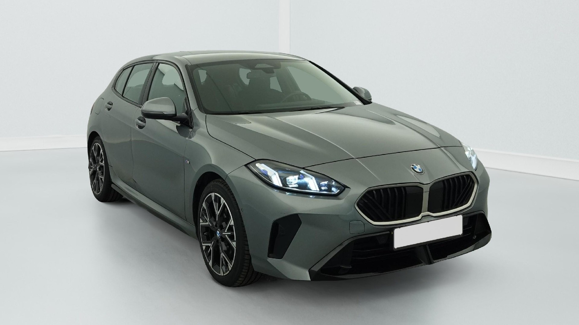 2025 BMW 1 Series   
