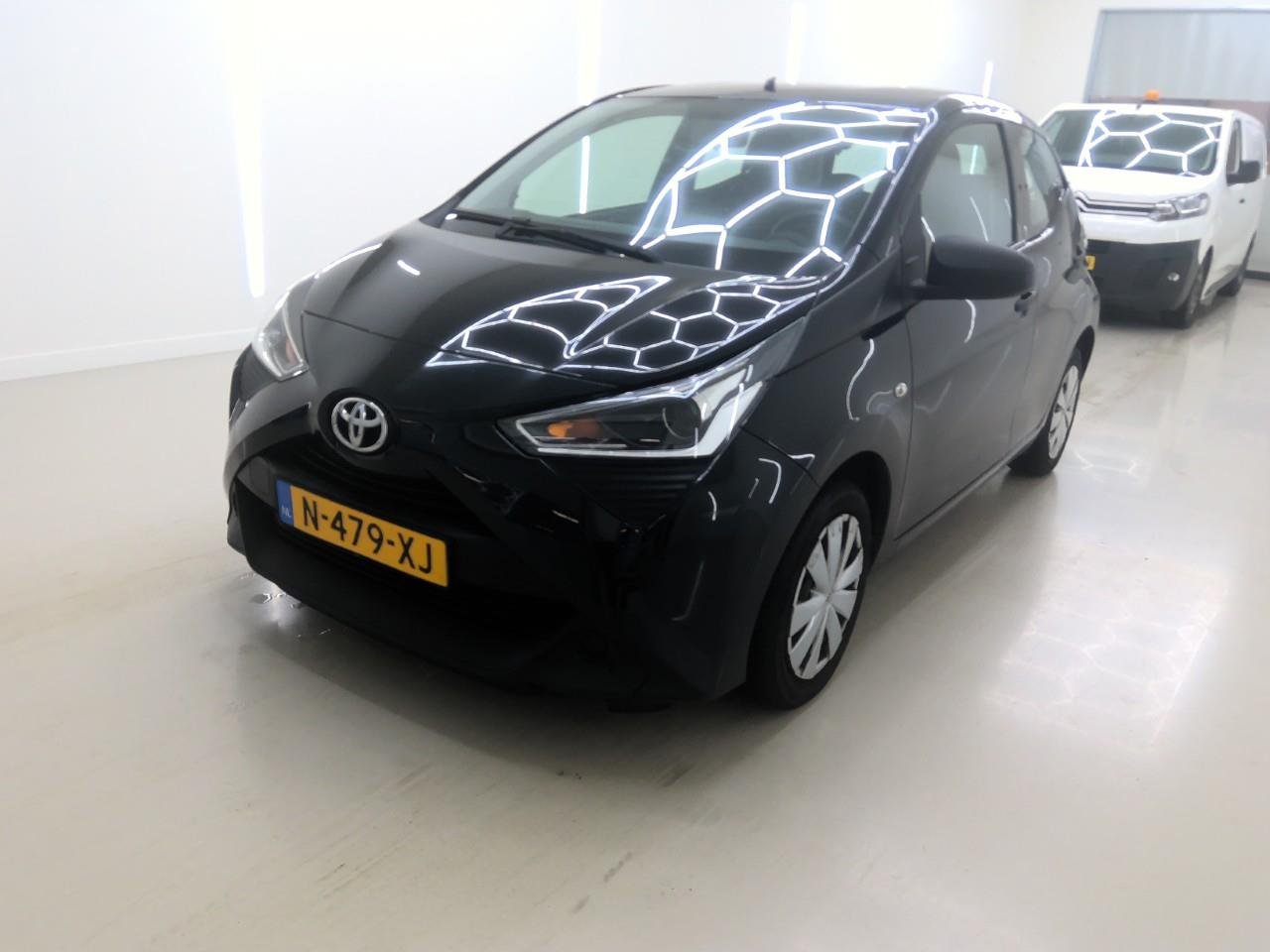Toyota Aygo 1.0 VVT-i X-Fun - Petrol - Manual - 72 hp - 115.004 km