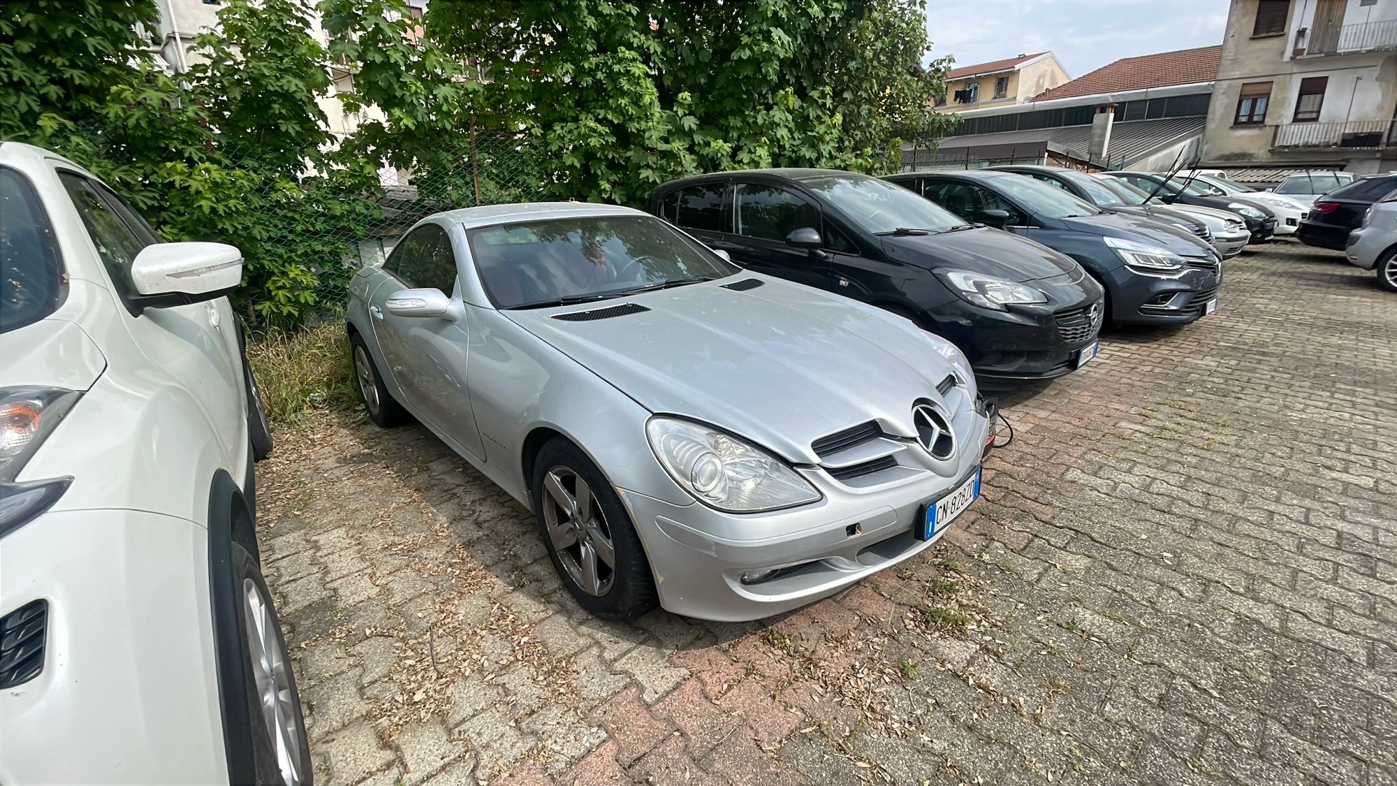 Mercedes-Benz SLK 200 - Petrol - Manual - 163 hp - 108.880 km 
