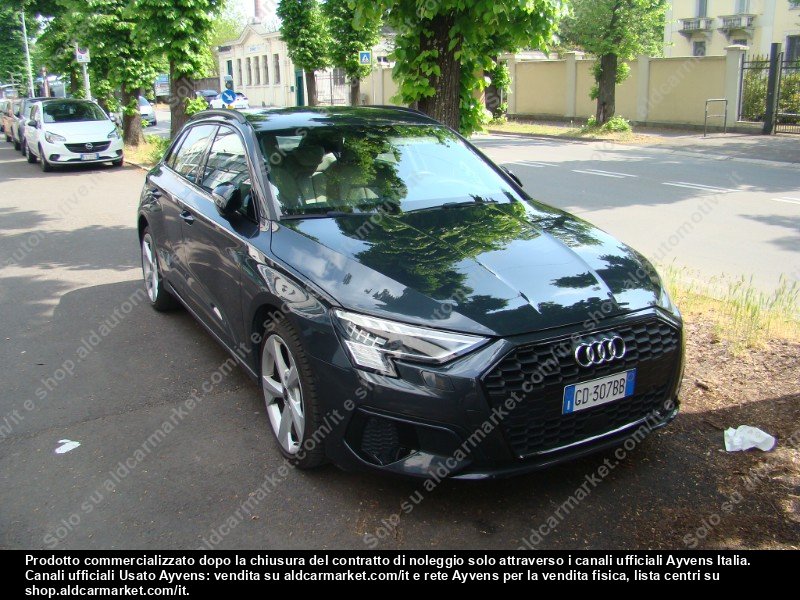Audi A3 35 TFSI Business - Petrol - Automatic - 150 hp - 72.430 km Business