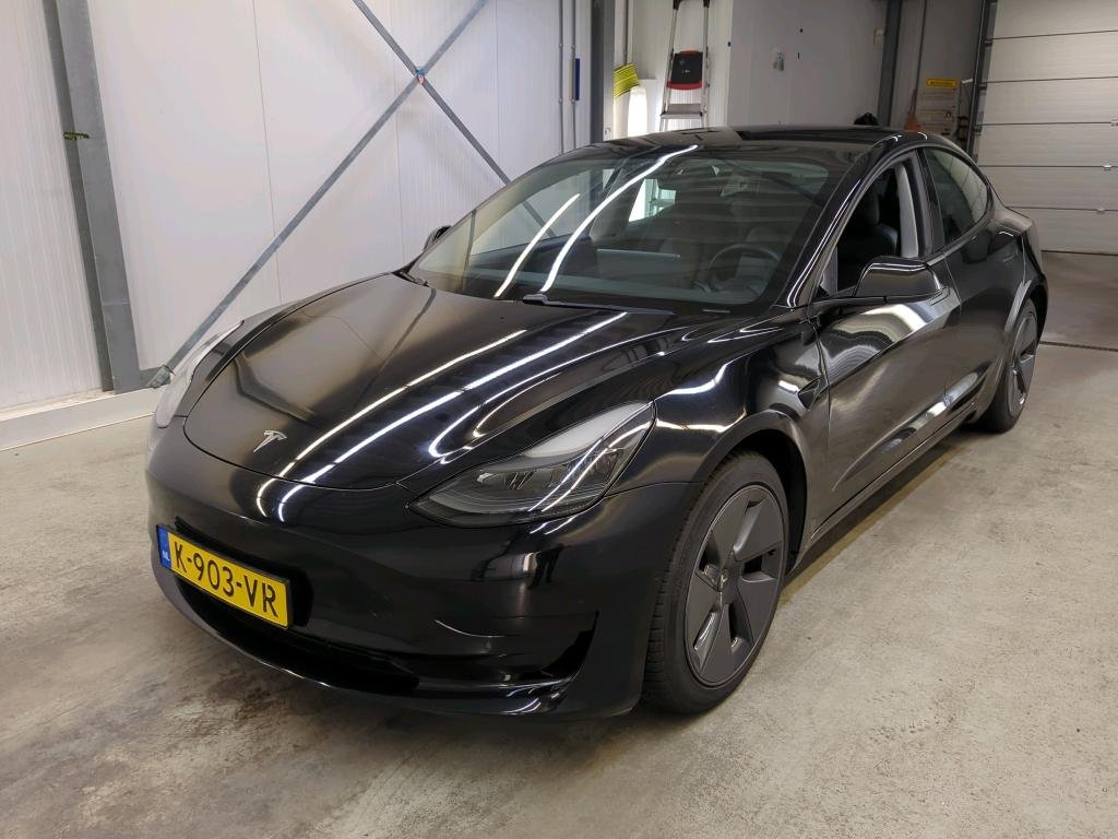 Tesla Model 3 Standard Range Plus 60 kWh - Electric - Automatic - 237 hp - 121.545 km