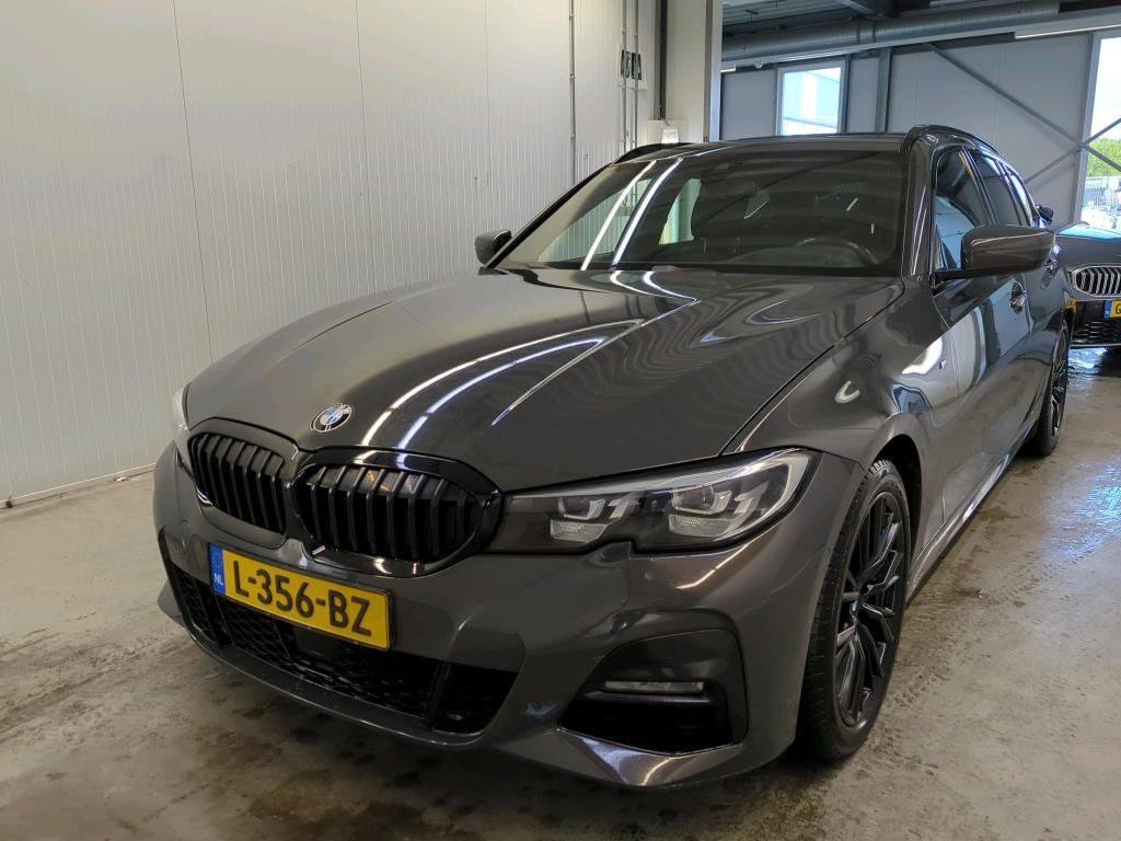 BMW 3 Series Touring 320 - Petrol - Automatic - 184 hp - 164.959 km