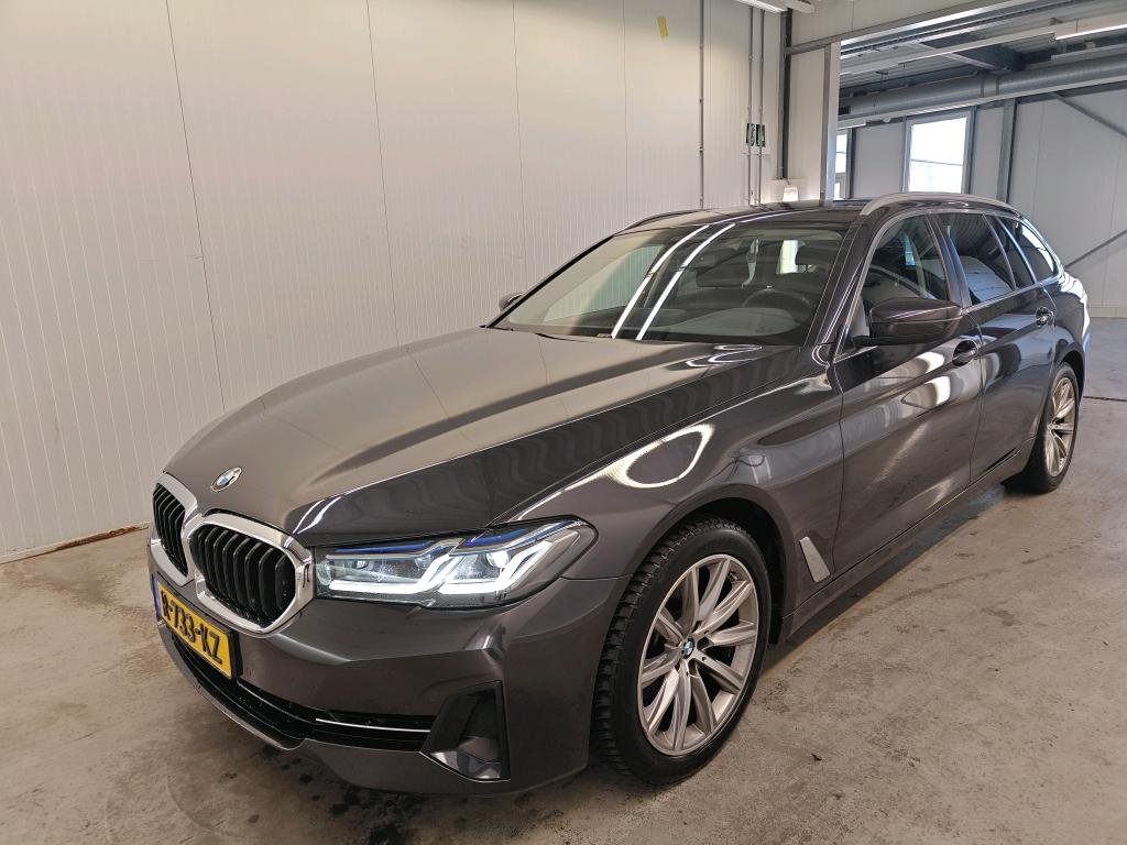 BMW 5 Series Touring 520 Business - Petrol - Automatic - 184 hp - 158.456 km