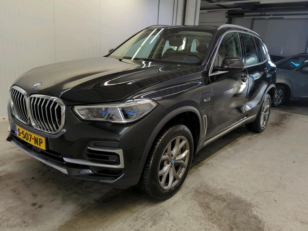 BMW X5 45e - xDrive - Hybrid - Automatic - 285 hp - 92.379 km