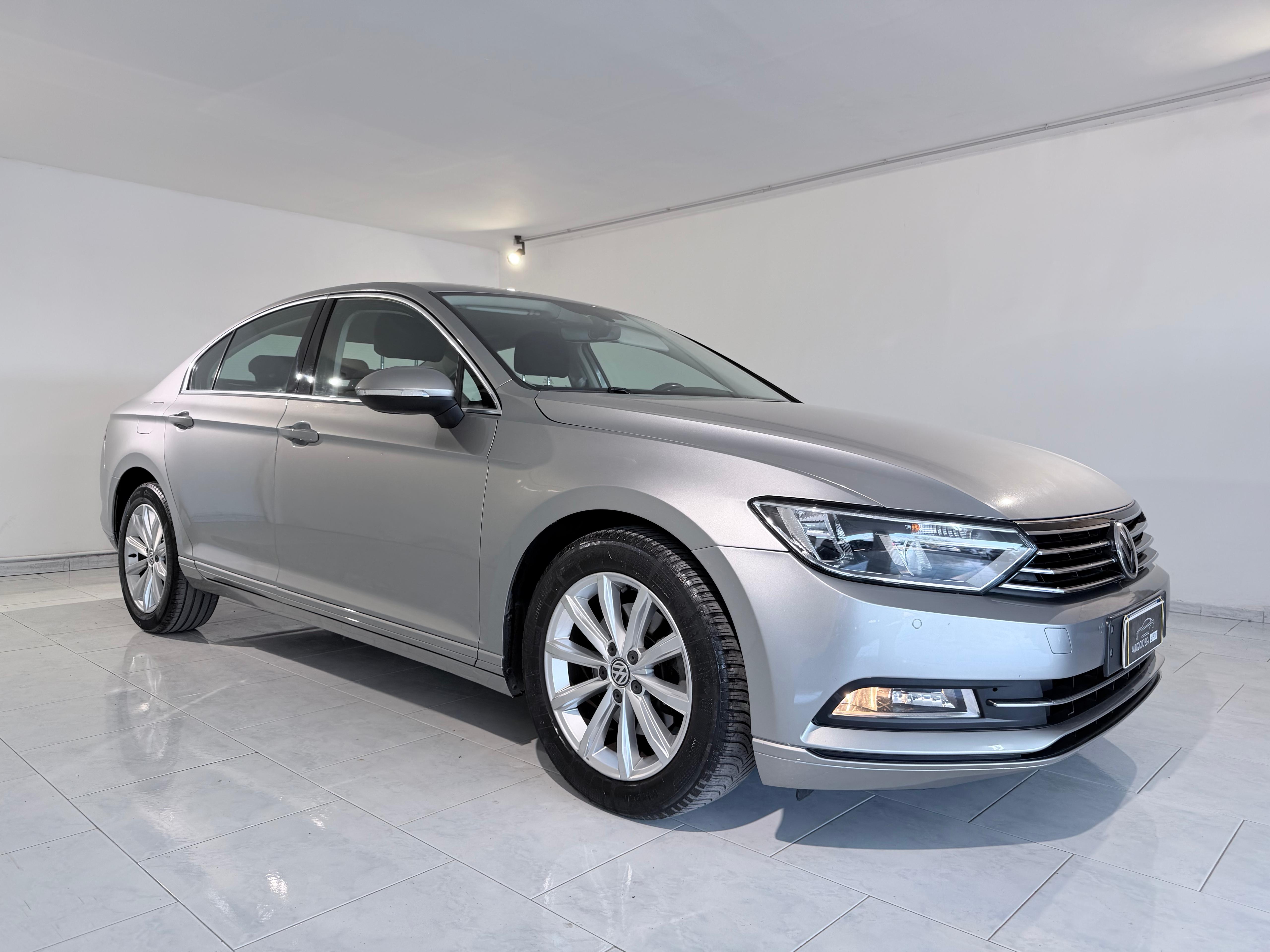 Volkswagen Passat 2.0 TDI Comfortline - Diesel - Manual - 150 hp - 85.501 km Comfortline
