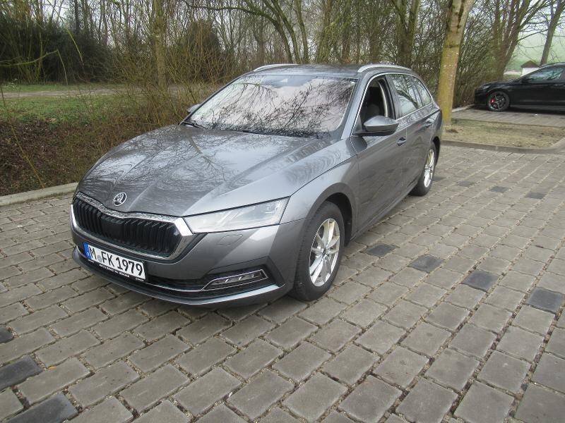 Skoda Octavia Combi 1.2 - Diesel - Automatic - 150 hp - 57.852 km
