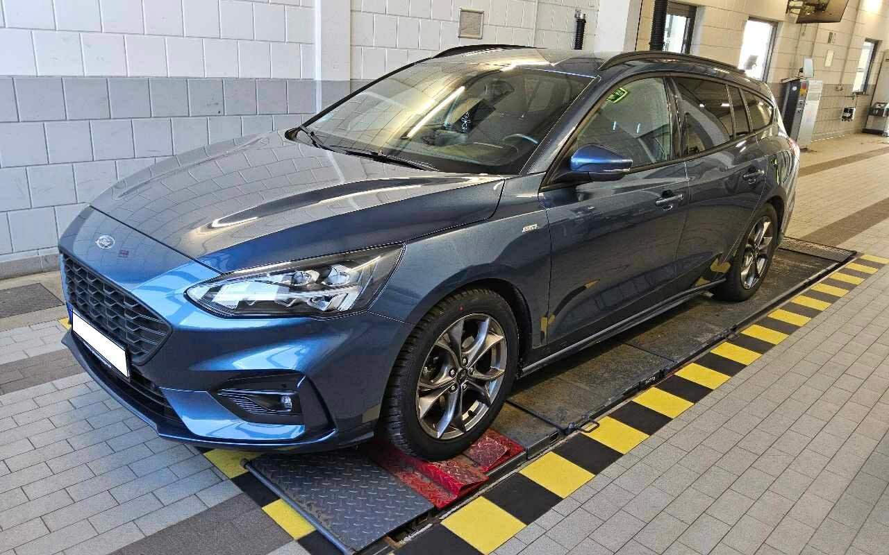 Ford Focus - Petrol - Manual - 125 hp - 47.500 km