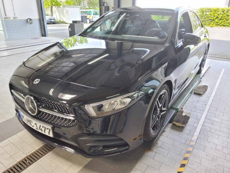Mercedes-Benz A - Petrol - utomtic - 163 hp - 32.423 km