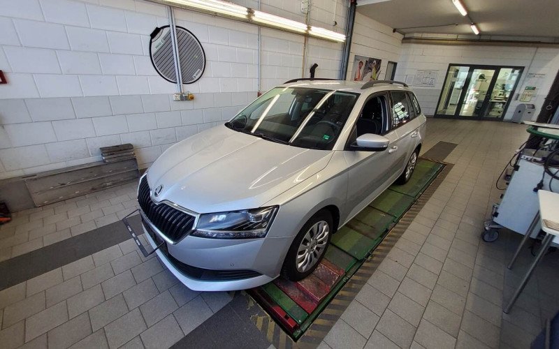 Skoda Fabia Combi - Petrol - Manual - 95 hp - 43.759 km