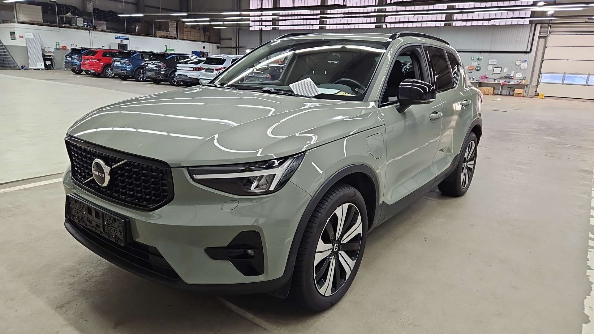 Volvo XC40 T5 Plus Dark - Hybrid - Automatic - 261 hp - 115.972 km