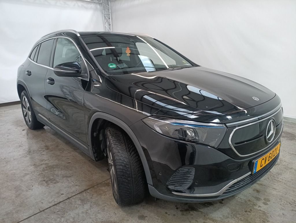 Mercedes-Benz EQA 250 - Electric - Automatic - 190 hp - 81.407 km 