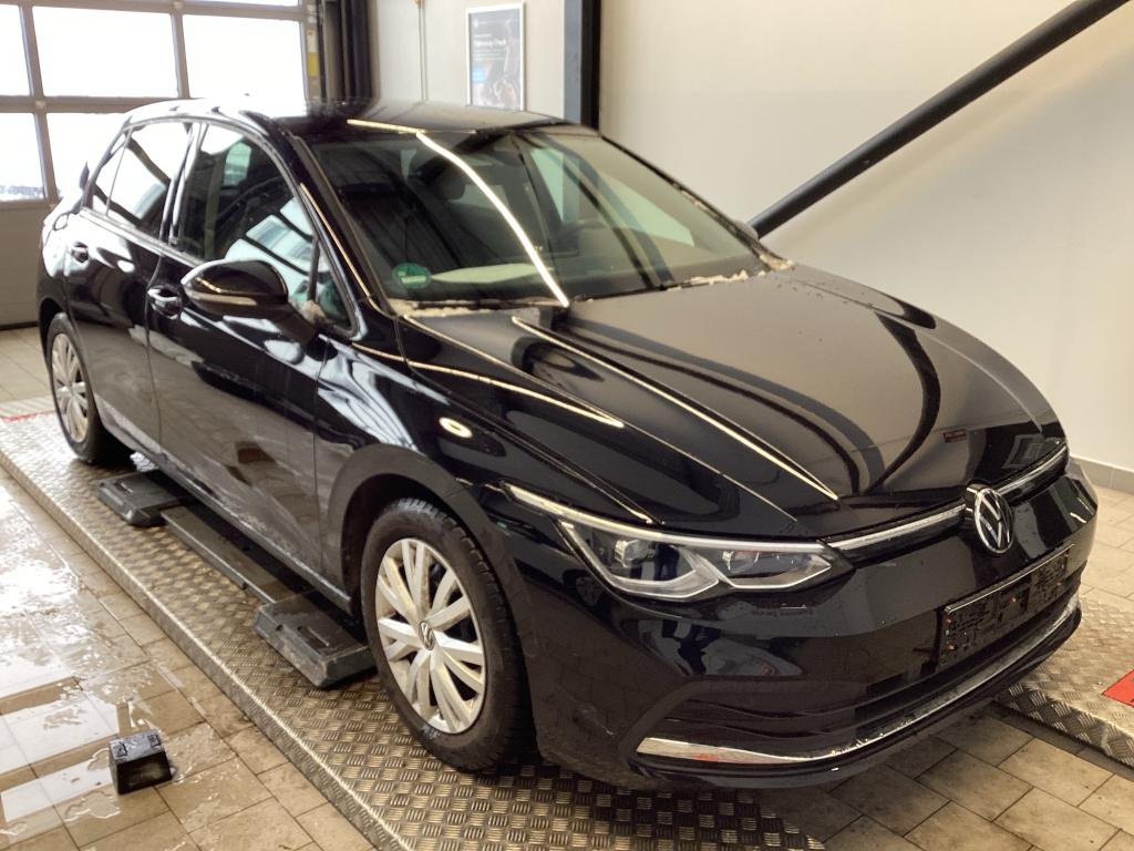 Volkswagen Golf 1.5 TSI Active - Petrol - Manual - 149 hp - 29.347 km Active