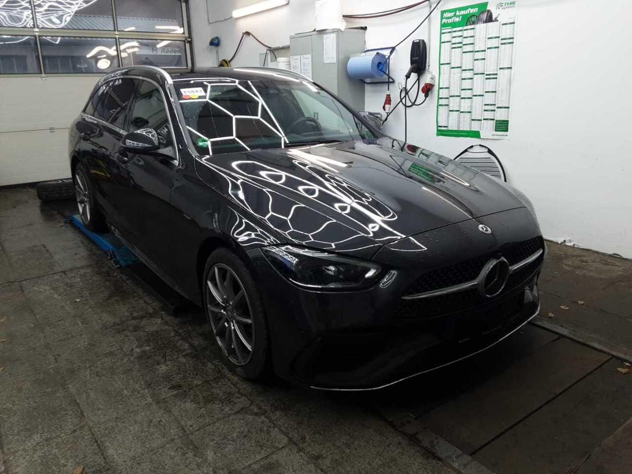 Mercedes-Benz C 300e - Hybrid - Automatic - 333 hp - 108.089 km 