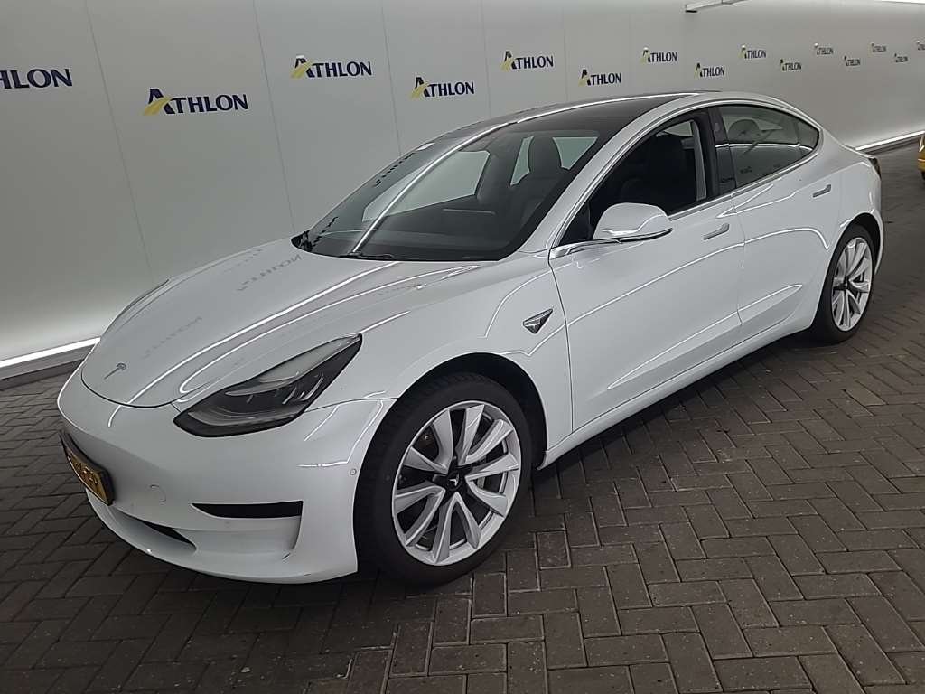 Tesla Model 3 Standard Range Plus - Electric - Automatic - 237 hp - 136.040 km