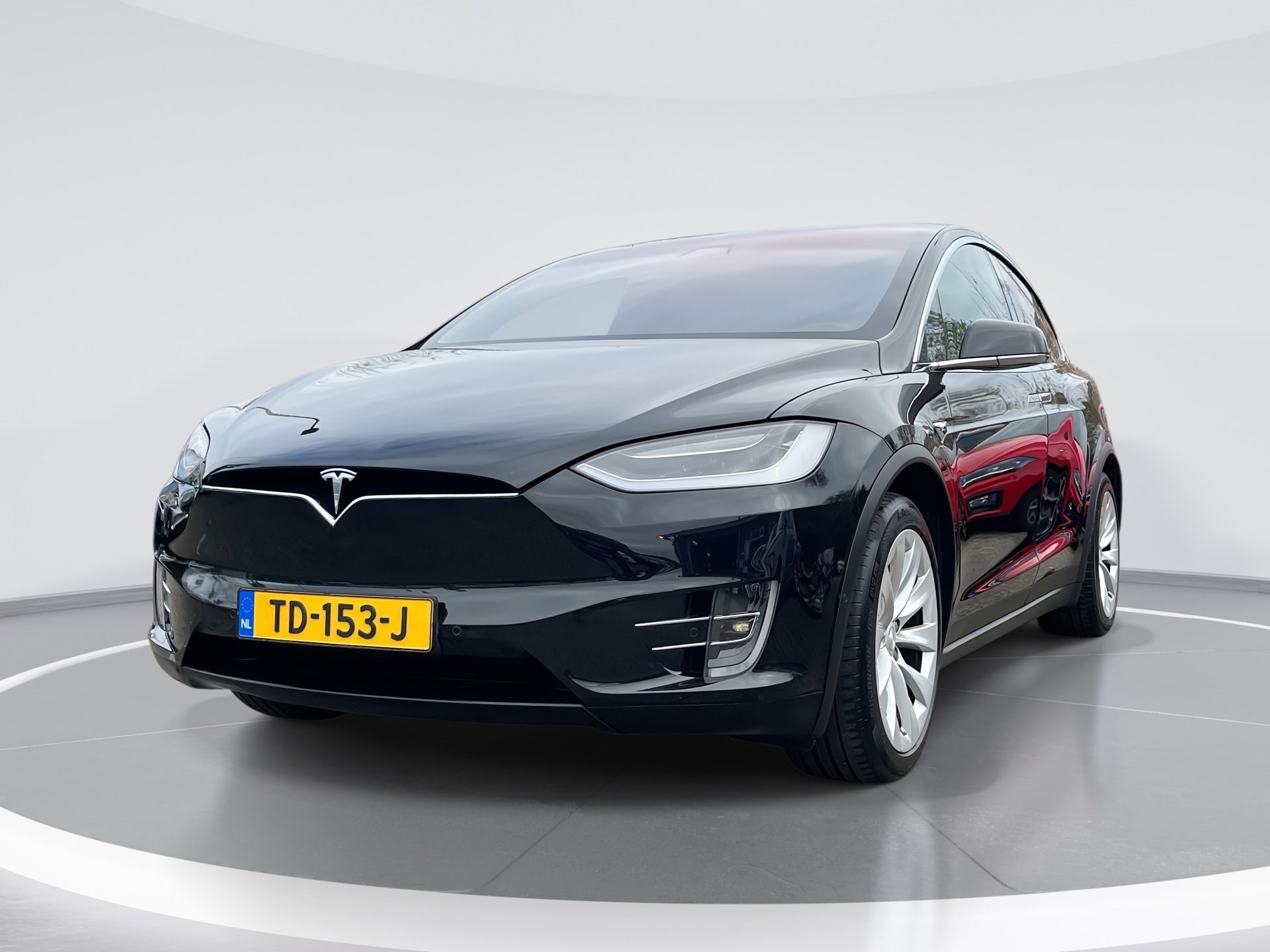 Tesla Model X 100D 100 kWh - Dual Motor - Electric - Automatic - 418 hp - 162.792 km