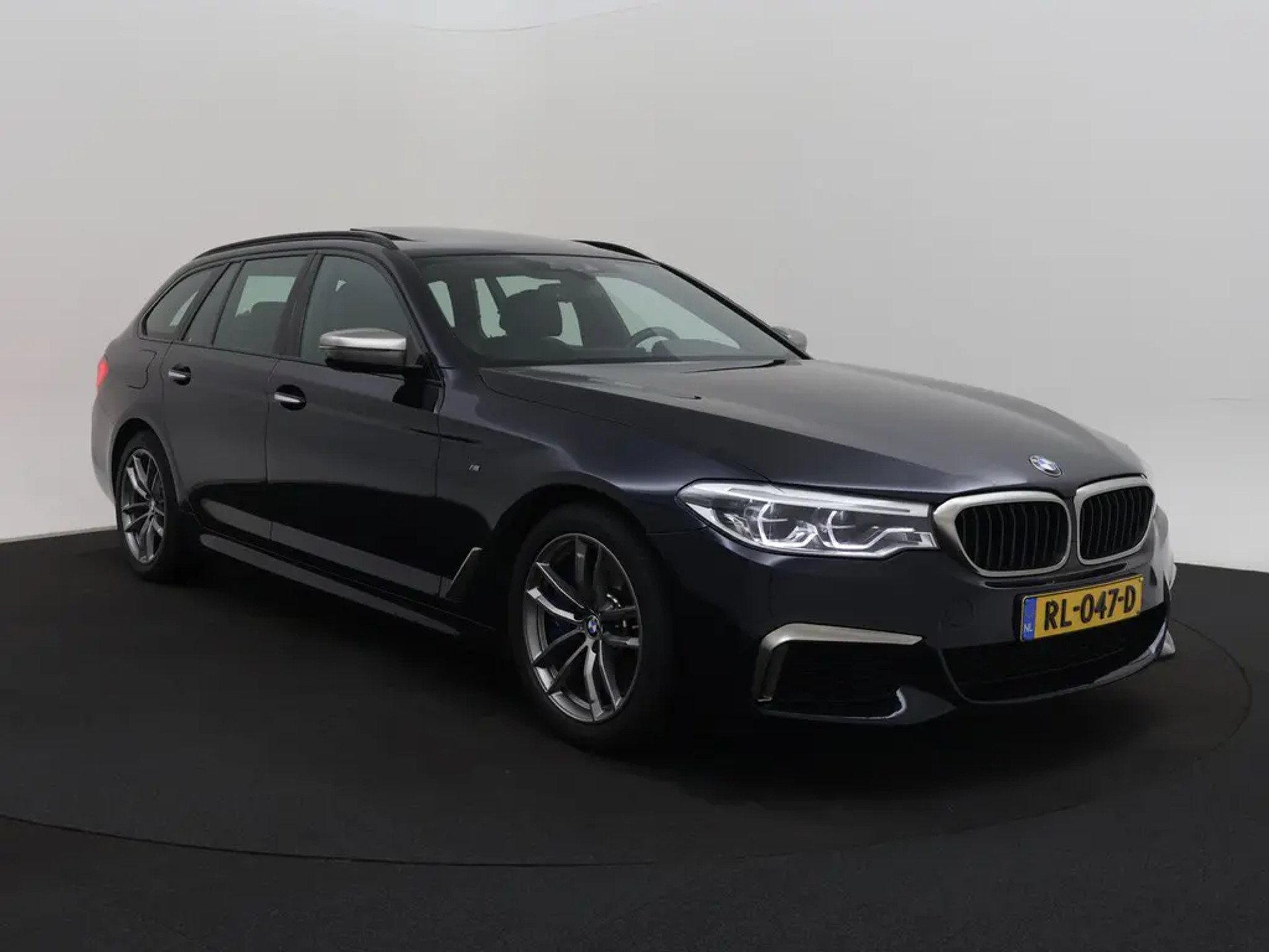 2018 BMW 5 Series   