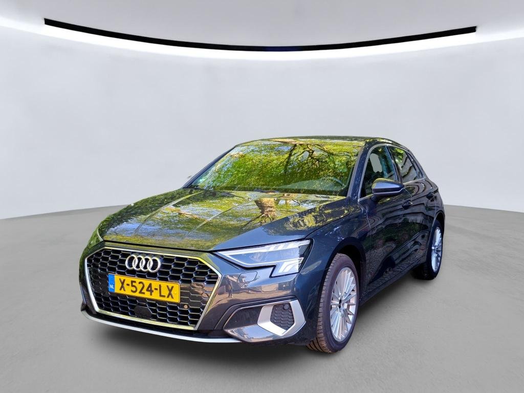 Audi A3 Sportback 30 TFSI Advanced - Petrol - Automatic - 110 hp - 41.638 km