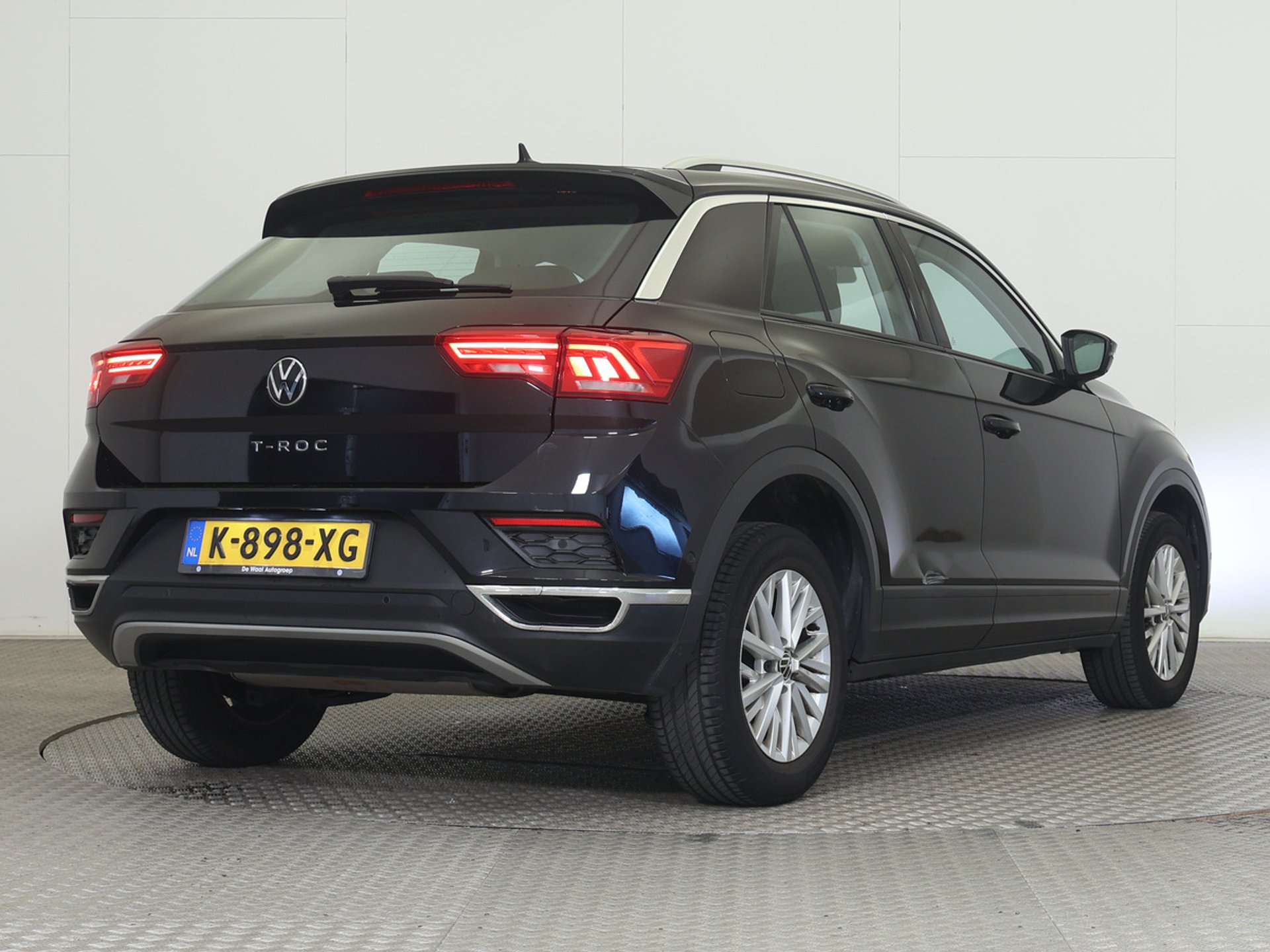Volkswagen T-Roc 1.0 TSI Style Business - Petrol - Manual - 110 hp - 116.972 km
