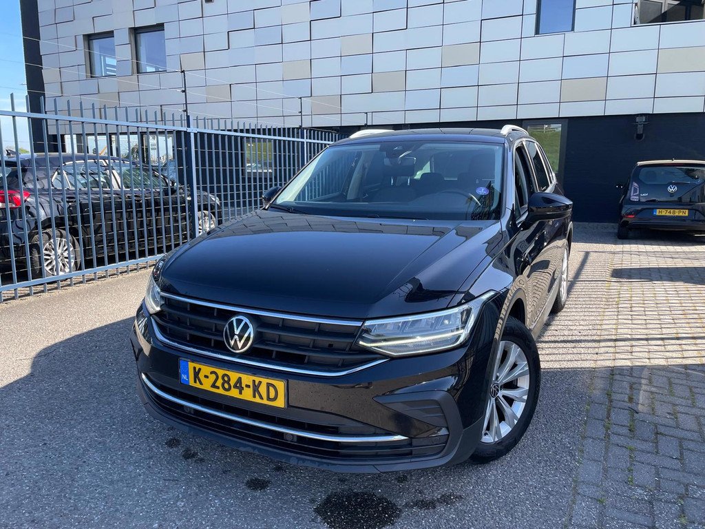 Volkswagen Tiguan 1.5 TSI Life Business - Petrol - Manual - 131 hp - 169.312 km