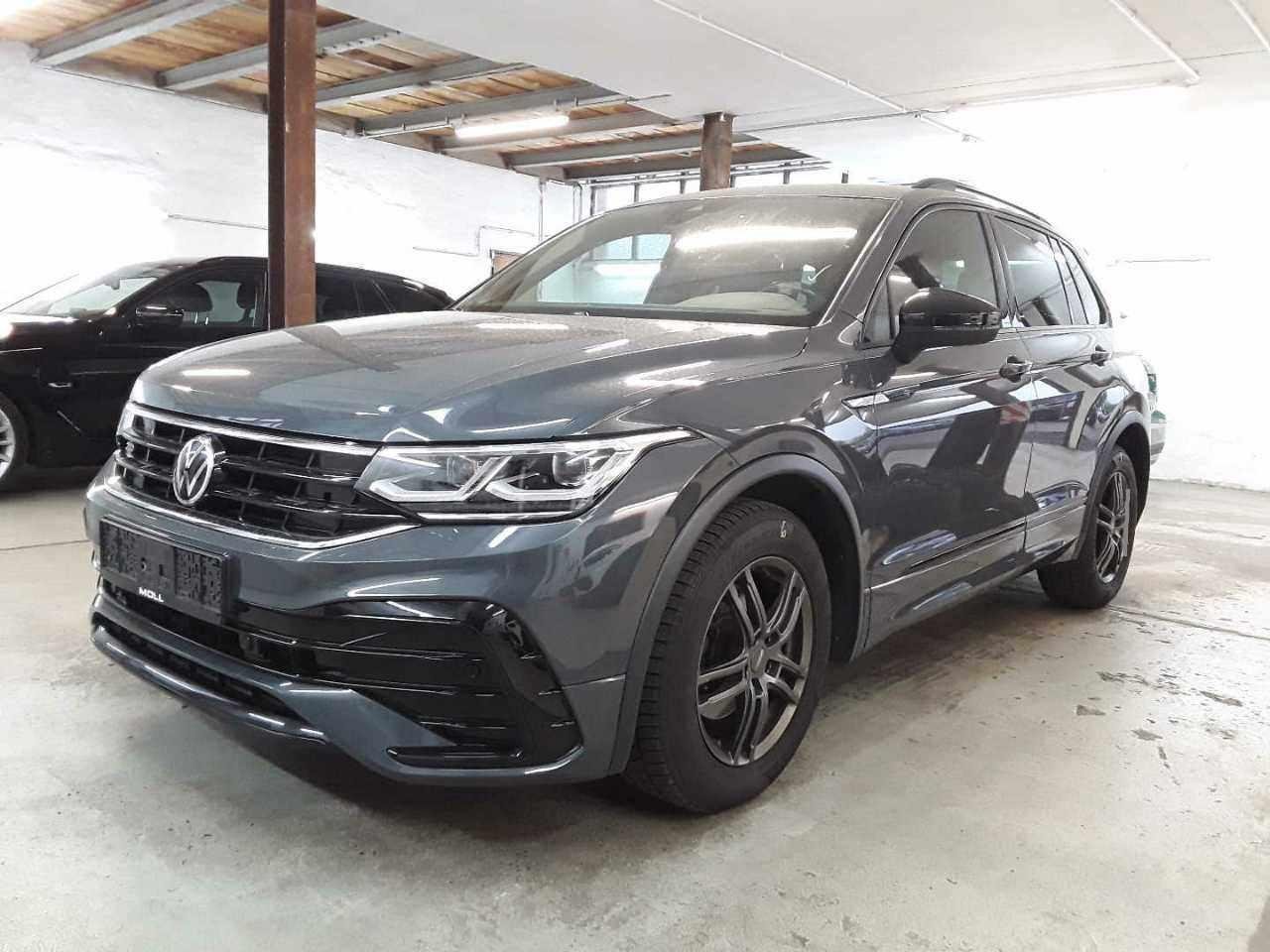 Volkswagen Tiguan R-Line - Diesel - Automatic - 150 hp - 100.258 km