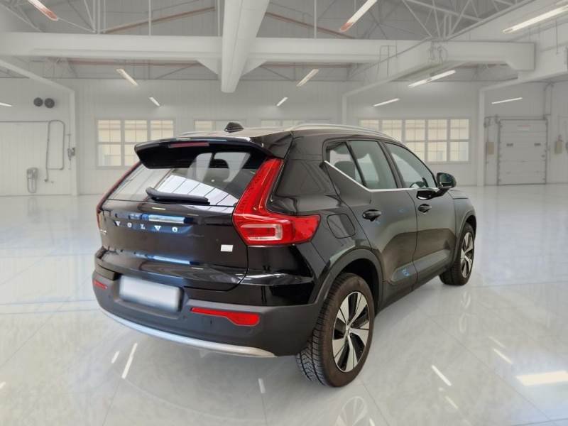 Volvo XC40 T5 Plus Bright - Hybrid - Automatic - 261 hp - 31.079 km