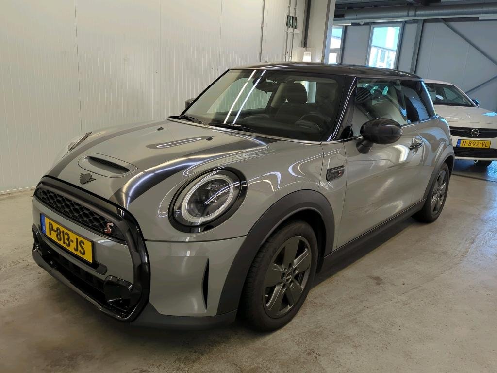 Mini Cooper 3 Doors  S 2.0 Essential - Petrol - Manual - 178 hp - 149.661 km