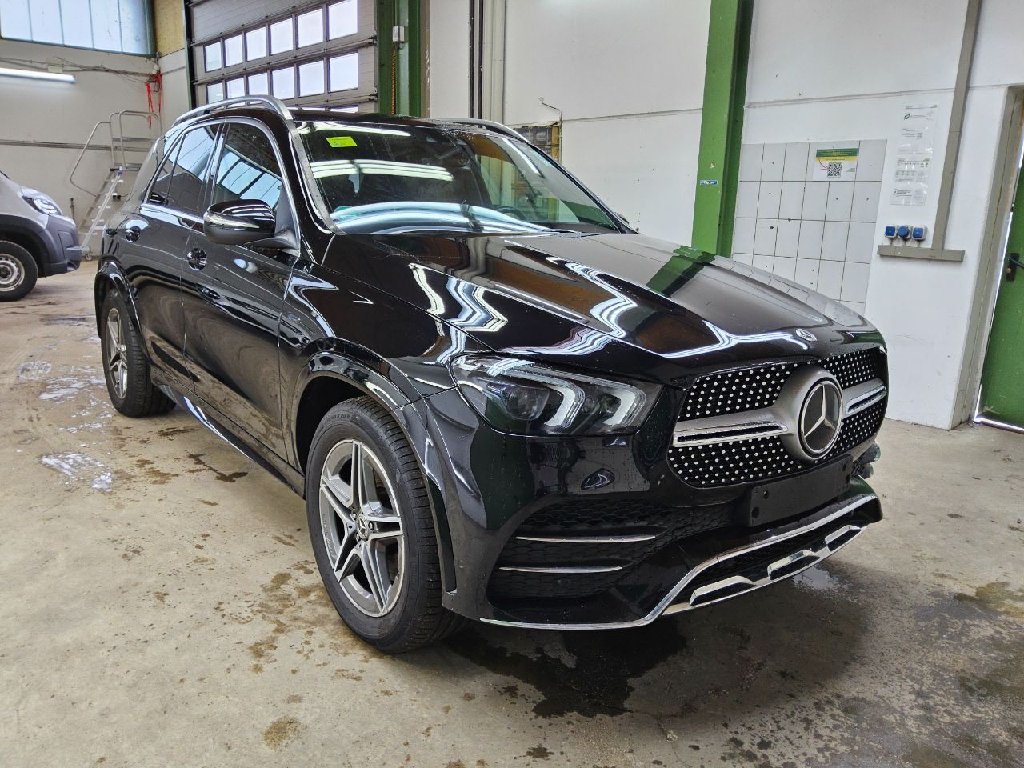 Mercedes-Benz GLE 350de AMG Line - 4-Matic - Hybrid - Automatic - 320 hp - 166.991 km AMG Line