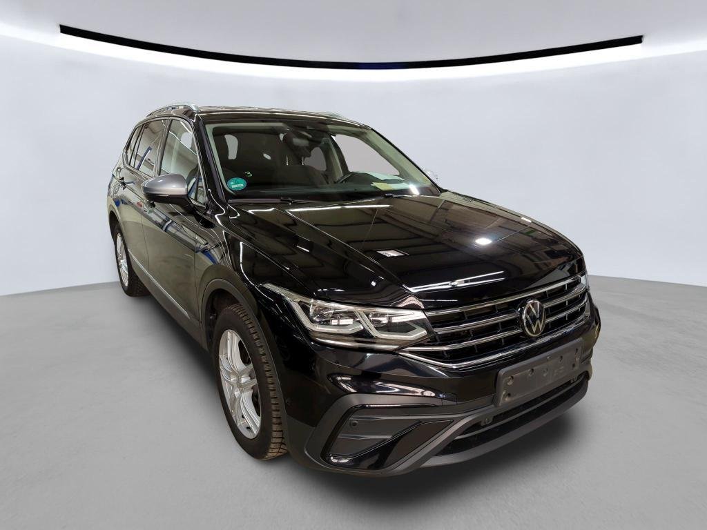 Volkswagen Tiguan Allspace 2.0 TDI Life - 4Motion - Diesel - Automatic - 200 hp - 141.752 km Life