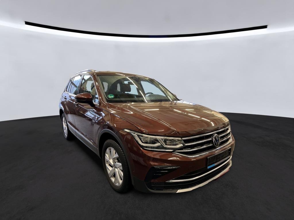 2023 Volkswagen Tiguan   AWD