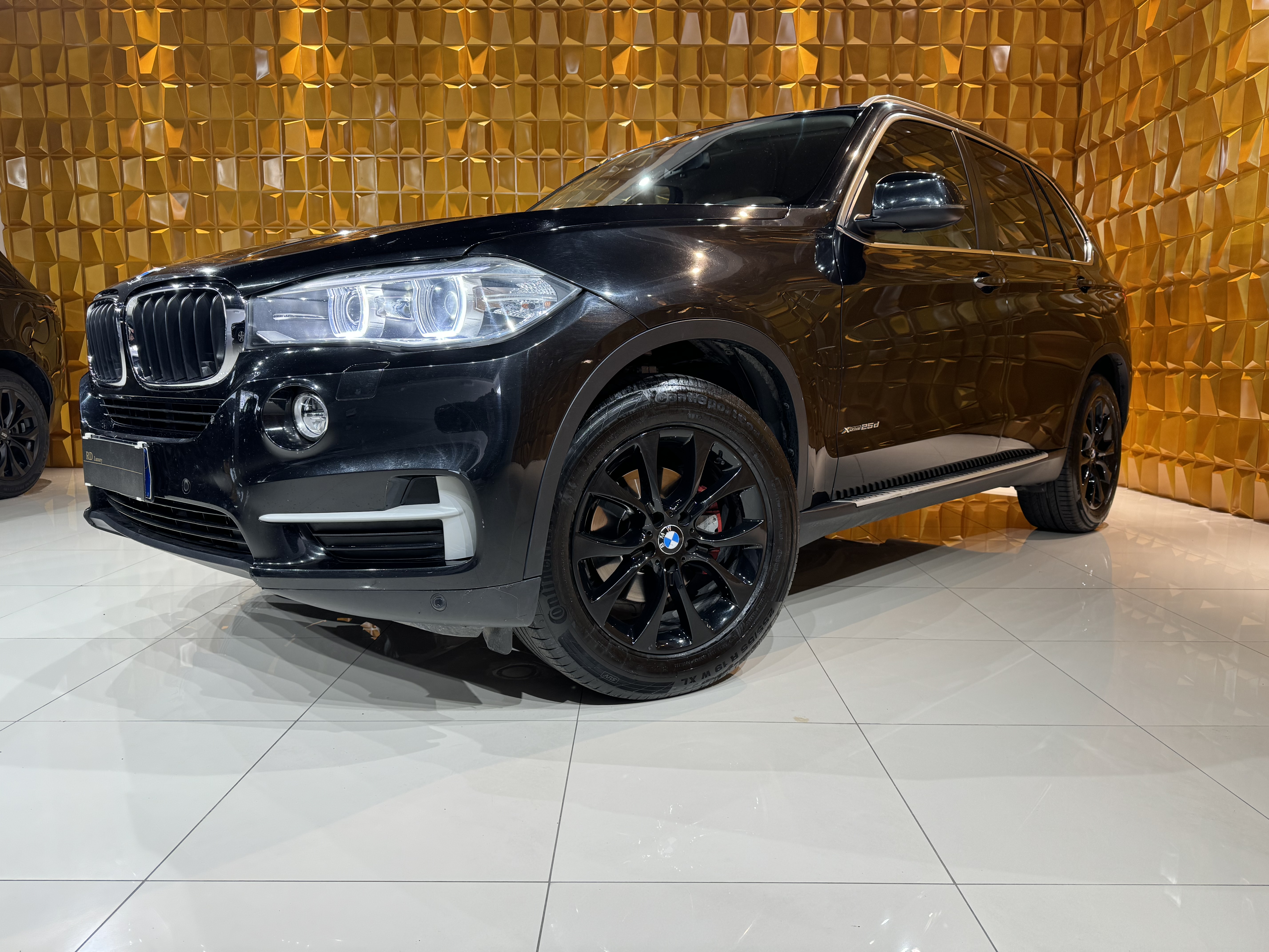 BMW X5 25d - xDrive - Diesel - Automatic - 218 hp - 180.000 km 