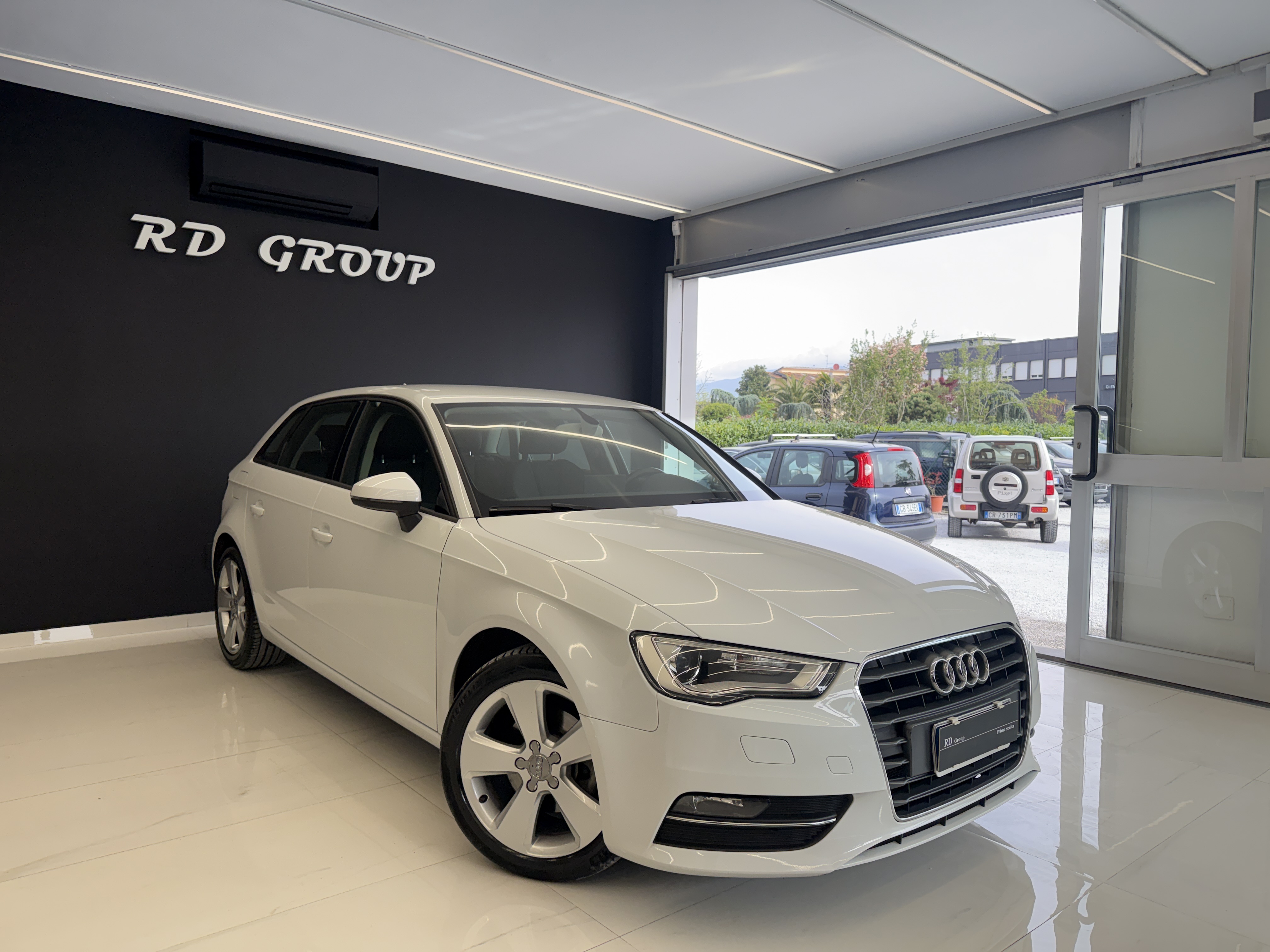 Audi A3 Sportback 1.6 TDI Ambiente - Diesel - Manual - 110 hp - 111.000 km Ambiente