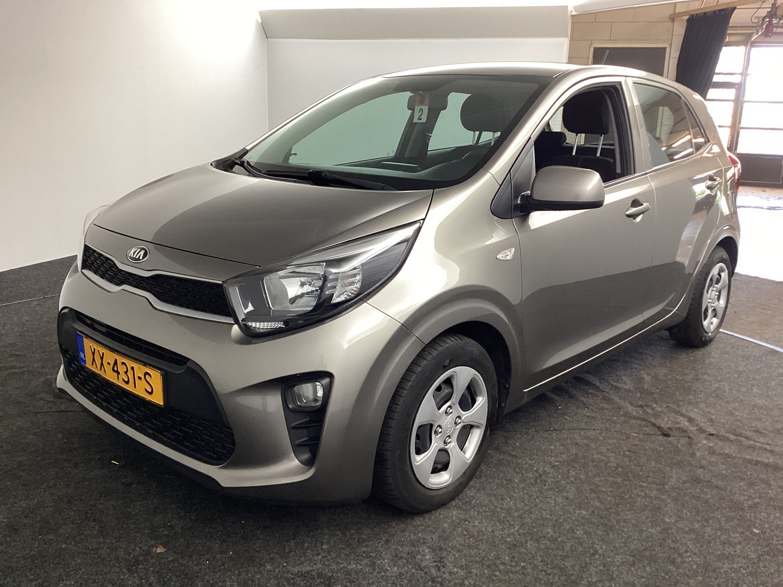 Kia Picanto 1.0 CVVT EconomyPlusLine - Petrol - Manual - 67 hp - 100.793 km