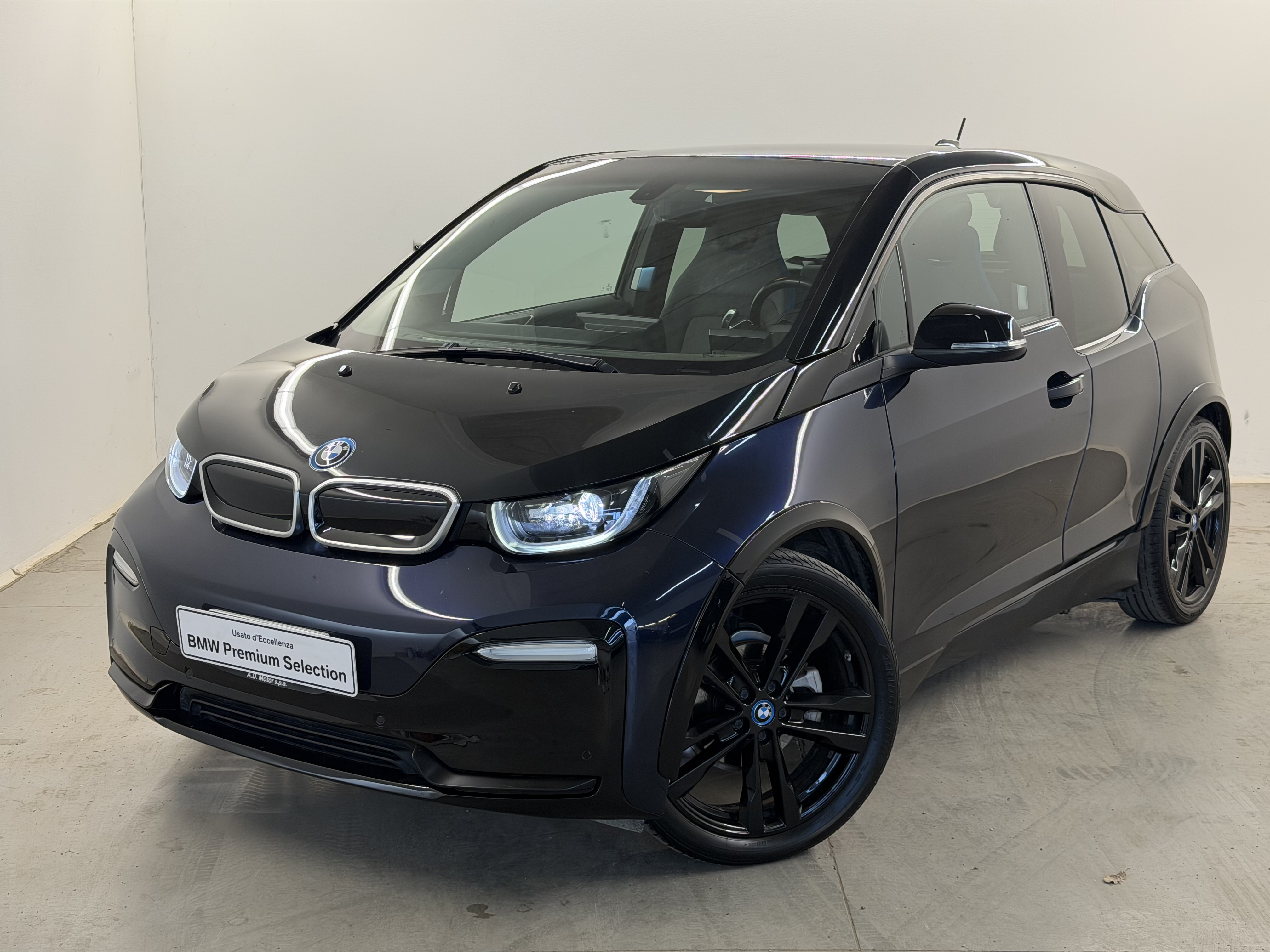 BMW i3 120 Ah - Electric - Automatic - 184 hp - 62.588 km 