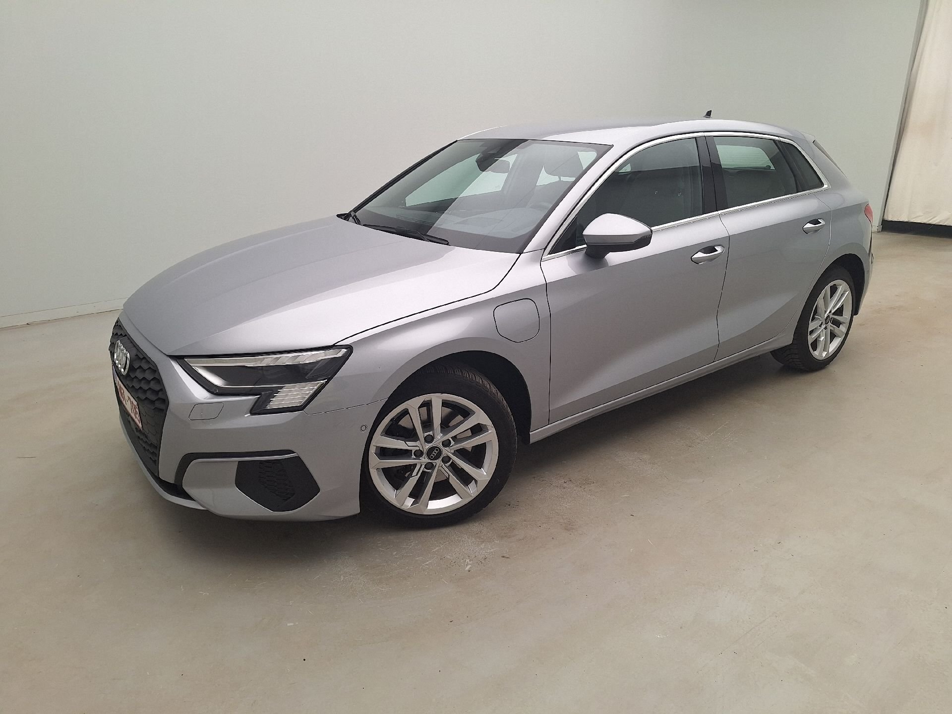 Audi A3 Sportback 40 TFSIe - Hybrid - Automatic - 150 hp - 61.854 km