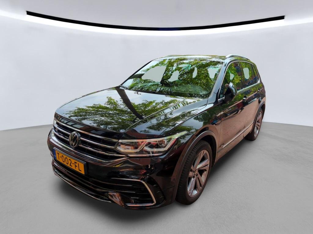 Volkswagen Tiguan 1.5 TSI R-Line - Petrol - Automatic - 150 hp - 60.142 km