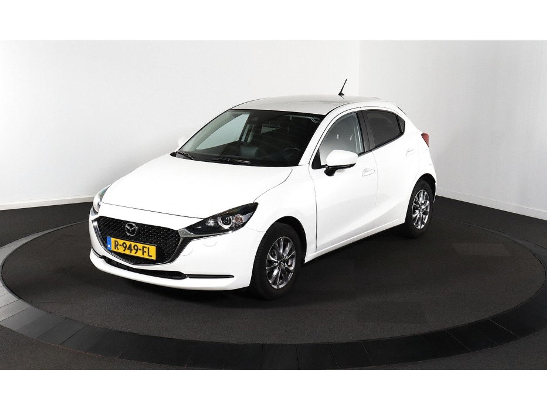 2022 Mazda 2