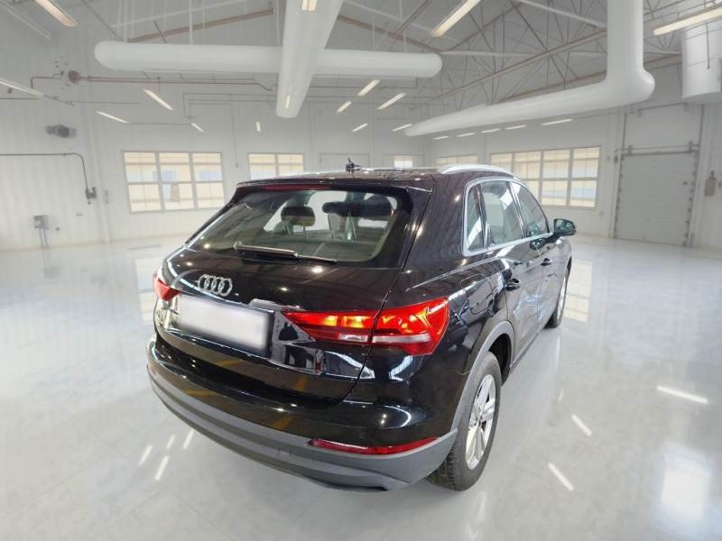 Audi Q3 45 TFSIe Business - Hybrid - Automatic - 245 hp - 61.530 km