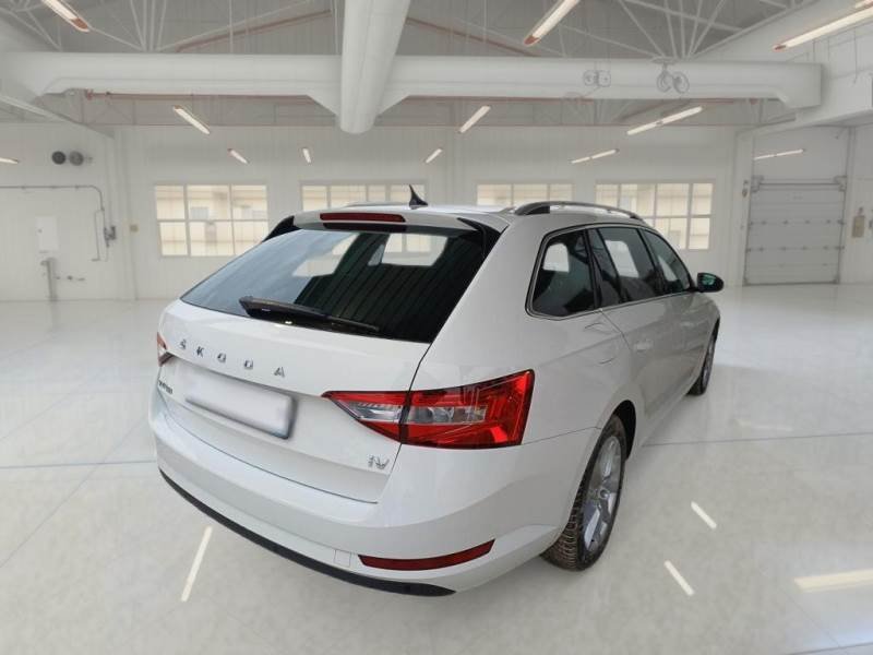 Skoda Superb Combi 1.4 TSI Executive - Hybrid - Automatic - 218 hp - 146.453 km
