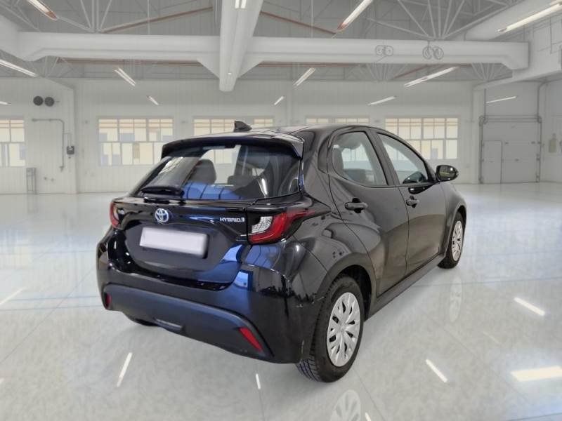 Toyota Yaris 1.5 Active - Hybrid - Automatic - 92 hp - 77.422 km