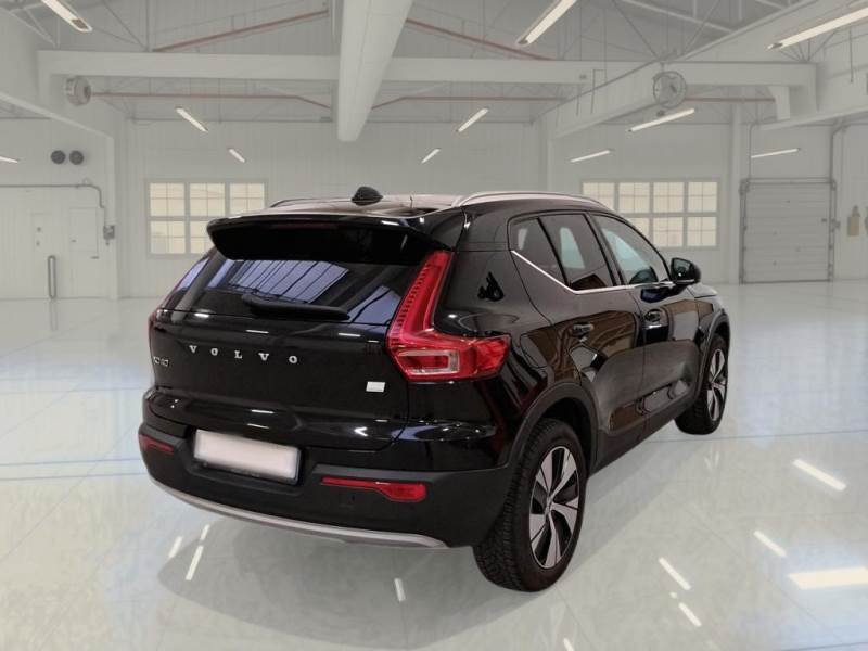 Volvo XC40 T4 Inscription Expression - Hybrid - Automatic - 261 hp - 89.425 km