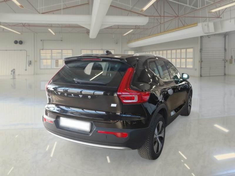 Volvo XC40 T4 Inscription Expression - Hybrid - Automatic - 261 hp - 147.545 km