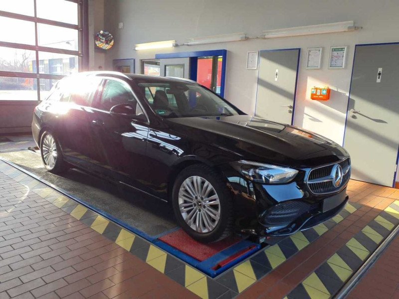 2021 Mercedes-Benz C   