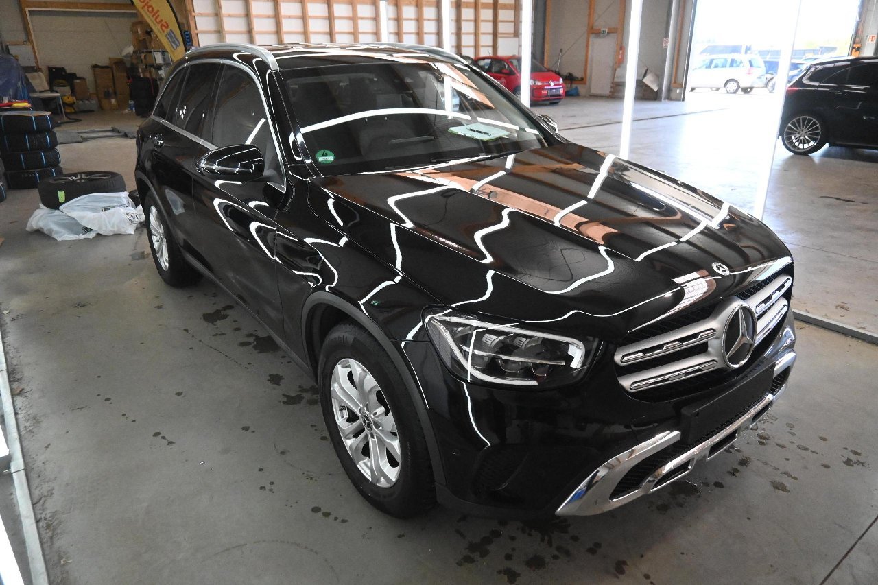 2019 Mercedes-Benz GLC   AWD