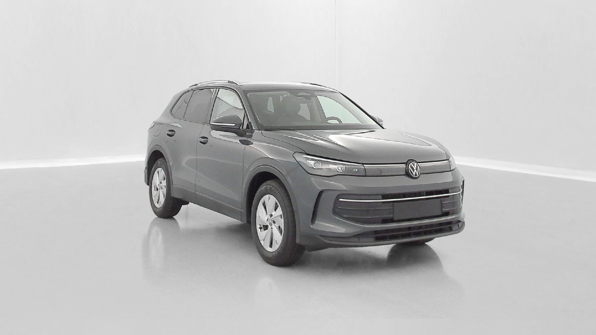 2025 Volkswagen Tiguan   