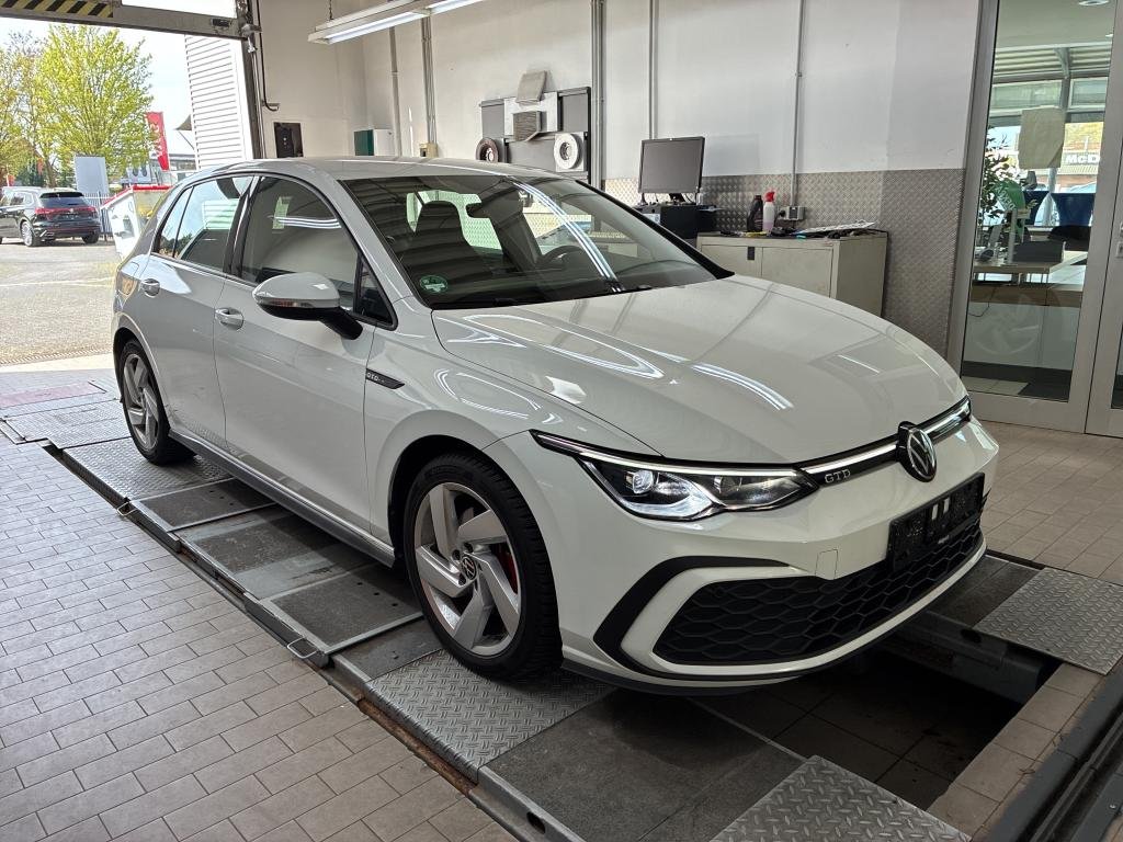 2020 Volkswagen Golf   