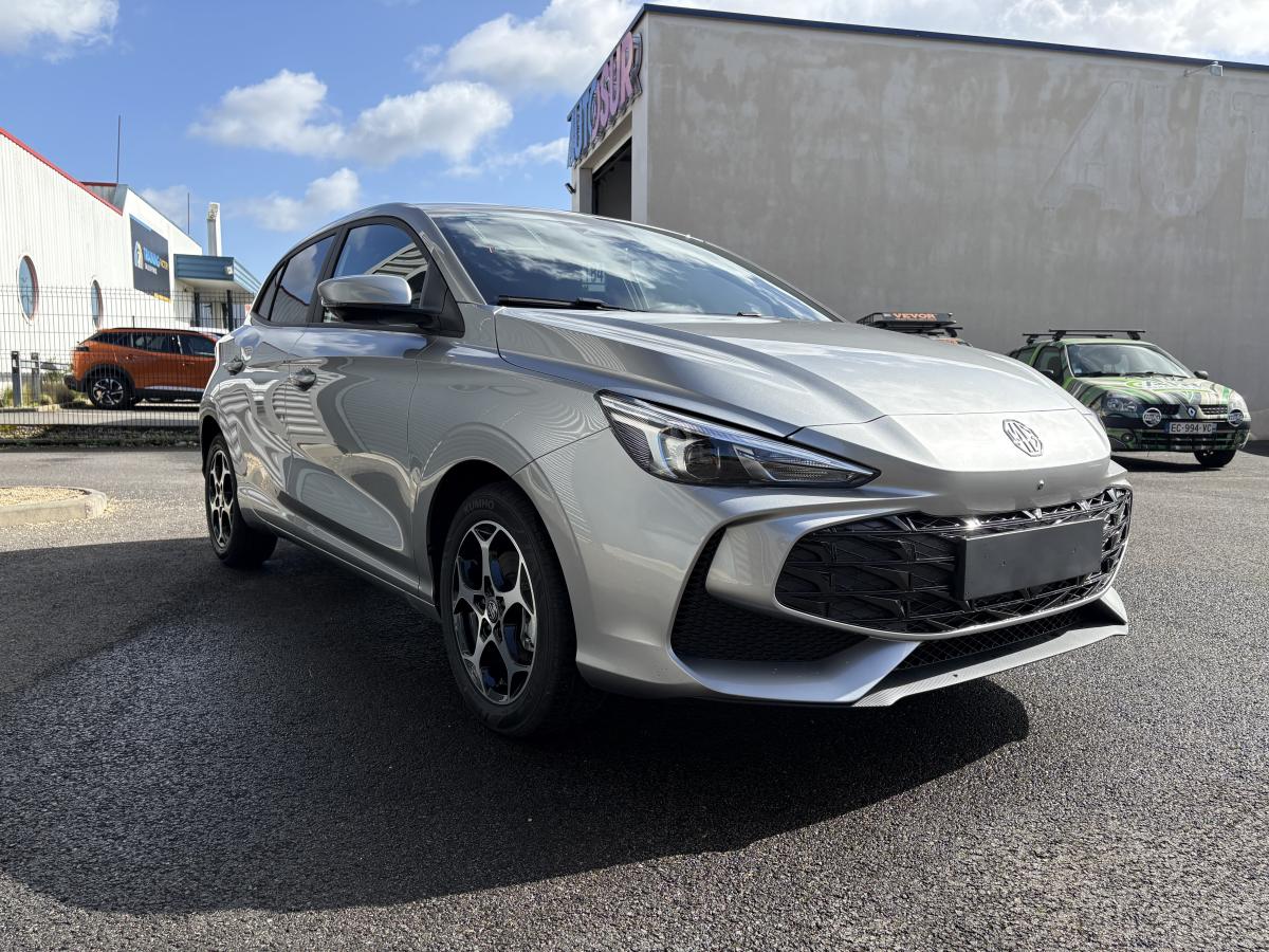 MG MG3 1.5 Luxury 2026