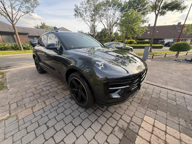 2019 Porsche Macan   