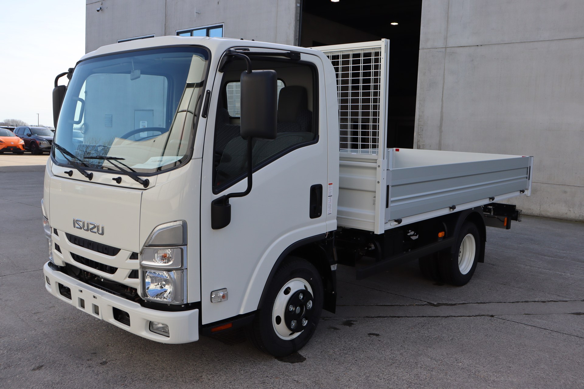 Isuzu NPR dropside 3.0 TDI 2025
